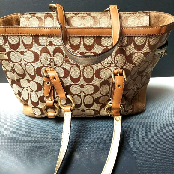 Coach brown gold trim bag great size holds plenty - Picture 6 of 8